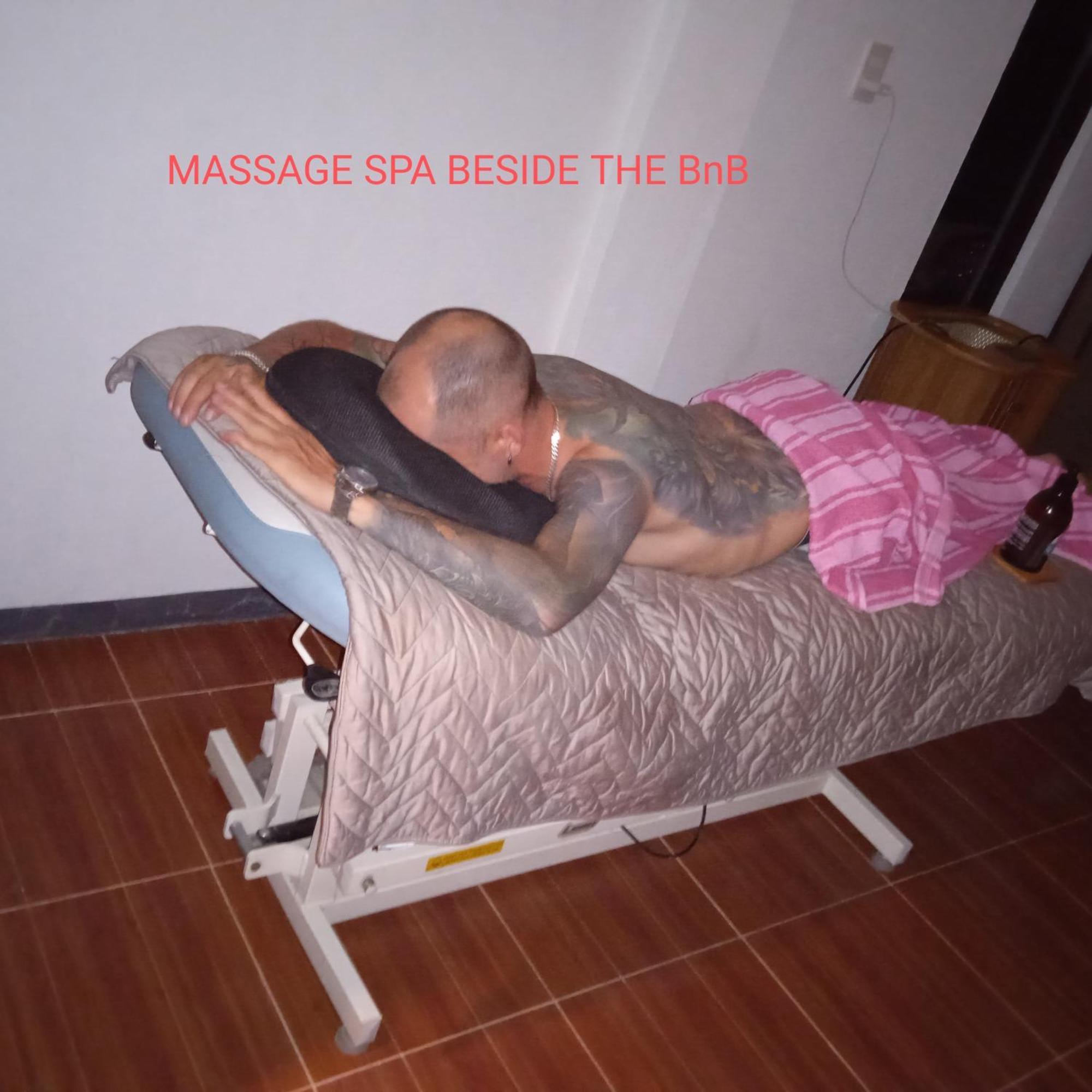 Sarah'S Garden Bnb & Spa Bed & Breakfast Clarin  Exterior photo